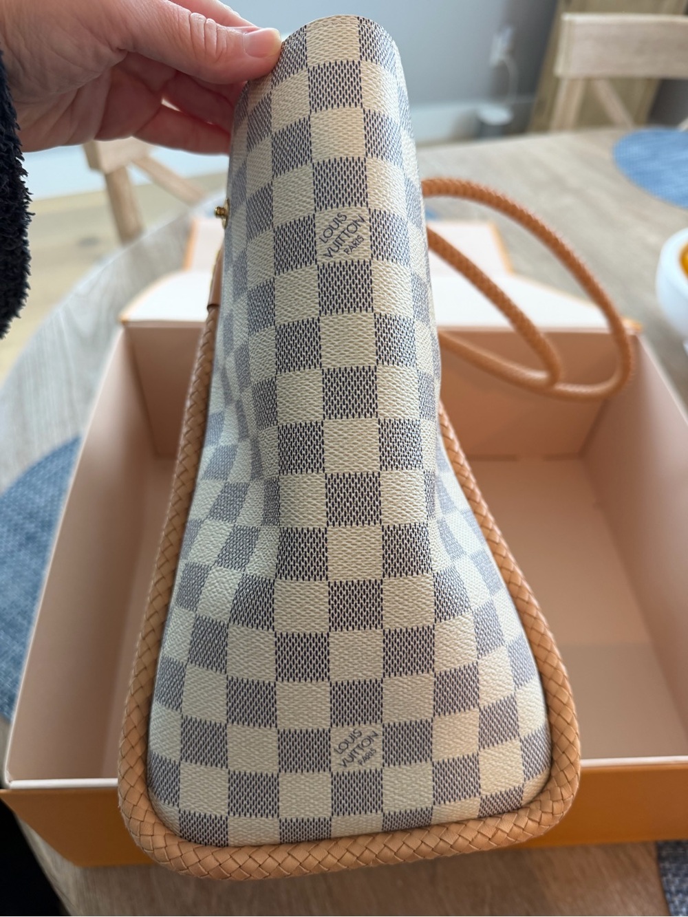 Louis Vuitton Propriano - Picture 11 of 14